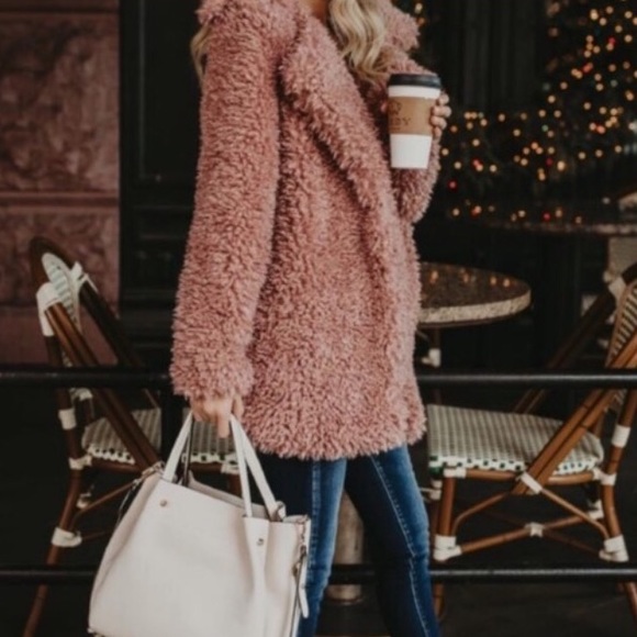 Kendall & Kylie Jackets & Blazers - NWT Kendall and Kylie teddy bear Sherpa jacket coat in pink sz L sold locally